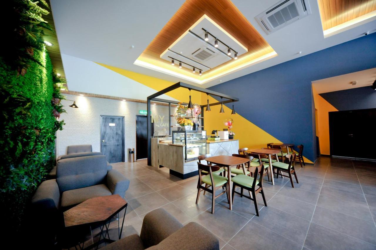 Mye Hotel Муар Екстериор снимка
