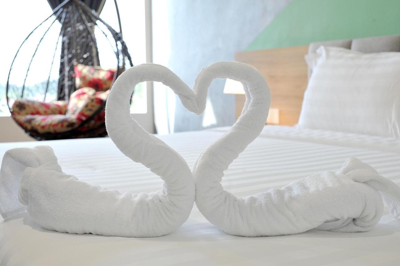 Mye Hotel Муар Екстериор снимка