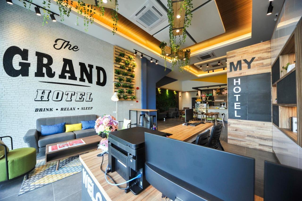 Mye Hotel Муар Екстериор снимка